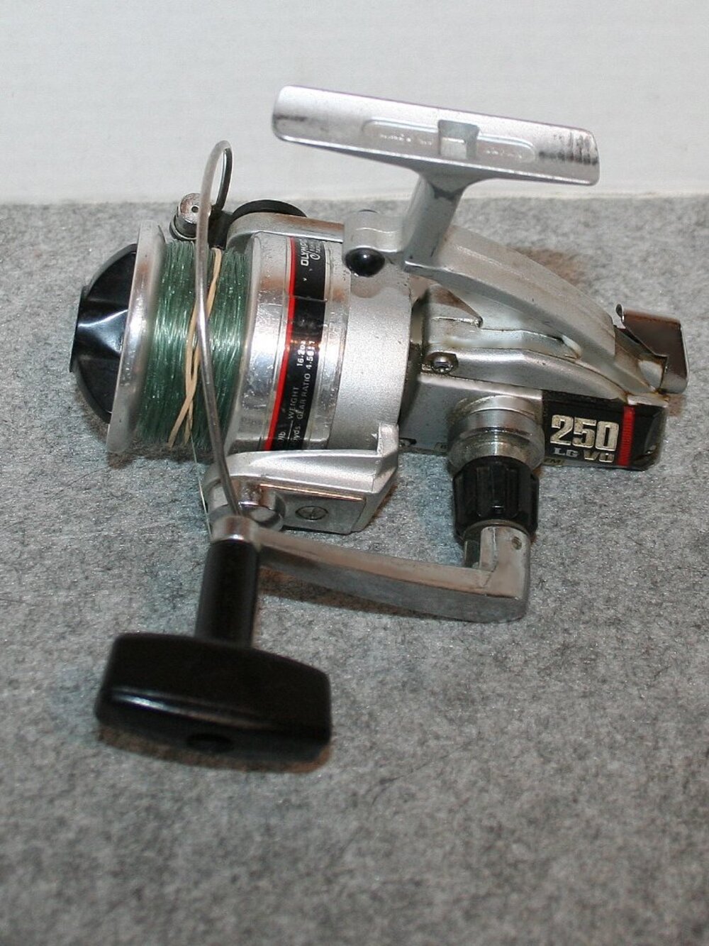 Vtg. Olympic 250 LG-VO Helicon Gear/ Spinning Fishing Reel RIGHT HAND #1